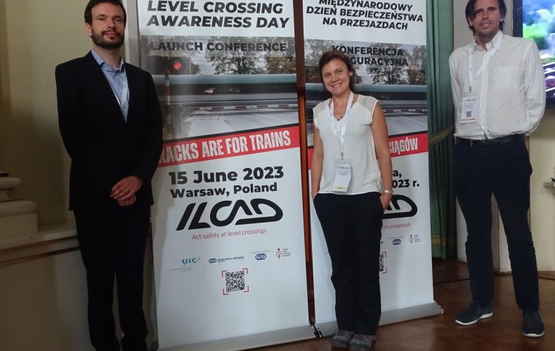 Dia Internacional para a Segurança em Passagens de Nível